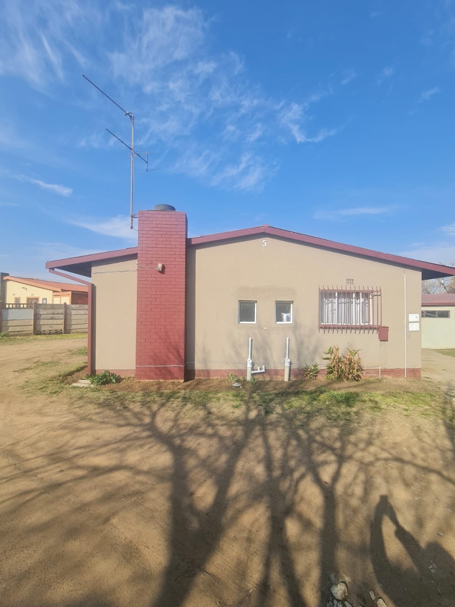 7 Bedroom Property for Sale in Sasolburg Ext 1 Free State